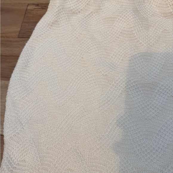Women's Cream Textured crochet shimmer Mini Skirt 4 for $20 - Picture 2 of 4